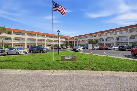 2434 Australia Way E #12, Clearwater, FL 33763