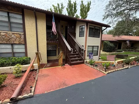 8621 Shadblow Ct #4, Port Richey, FL 34668