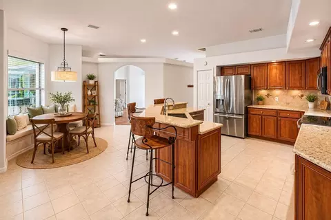 Kitchen - 1331 Trimaran Pl, Trinity, FL 34655 photo 2 of 4