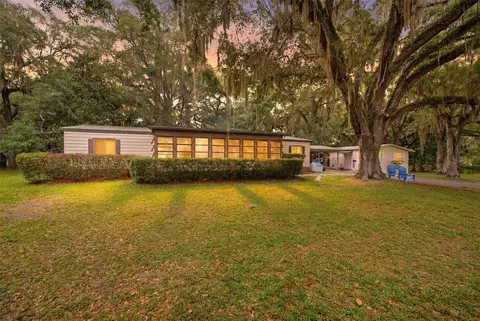 7663 Cr 247, Lake Panasoffkee, FL 33538