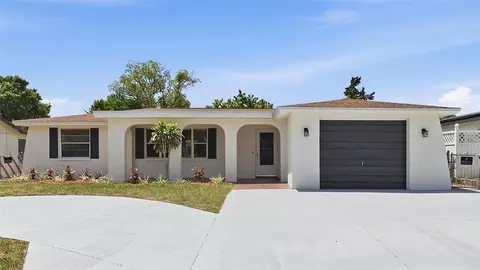 6250 Flag Dr, New Port Richey, FL 34653
