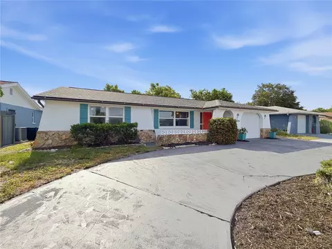 8846 Carmen Ln, Port Richey, FL 34668
