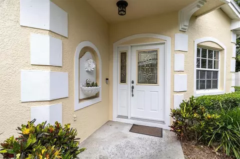 2189 Oak Forest Ln, Palm Harbor, FL 34683