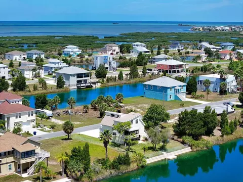 View/Area - 3294 Gardenia Dr, Hernando Beach, FL 34607 photo 10 of 12