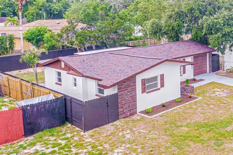 3720 Beacon Square Dr, Holiday, FL 34691