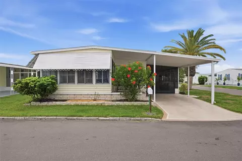2012 Hilo Dr, Holiday, FL 34691