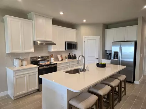 Kitchen - 18863 Emerald Summit Dr, Spring Hill, FL 34610 photo 2 of 2