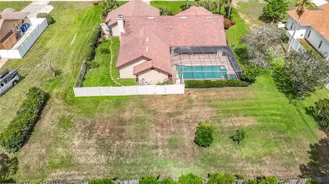 View/Area - 4306 River Birch Dr, Weeki Wachee, FL 34607 photo 6 of 8