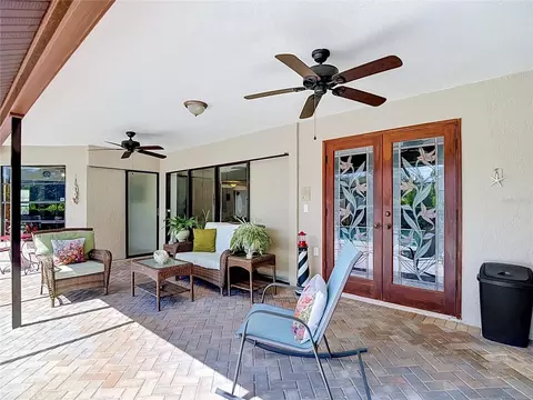 Exterior - 4306 River Birch Dr, Weeki Wachee, FL 34607 photo 4 of 15