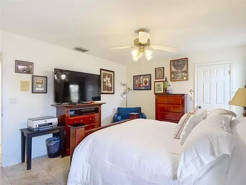 Bedroom - 4306 River Birch Dr, Weeki Wachee, FL 34607 photo 9 of 12