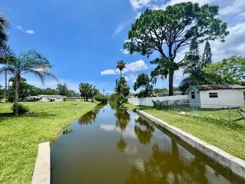 5113 Avery Rd, New Port Richey, FL 34652