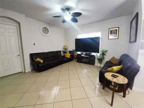 Living - 8604 Tidal Breeze Dr, Riverview, FL 33569 photo 2 of 2