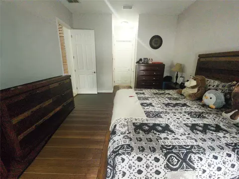 Bedroom - 8604 Tidal Breeze Dr, Riverview, FL 33569 photo 9 of 9