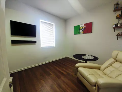Bedroom - 8604 Tidal Breeze Dr, Riverview, FL 33569 photo 2 of 9