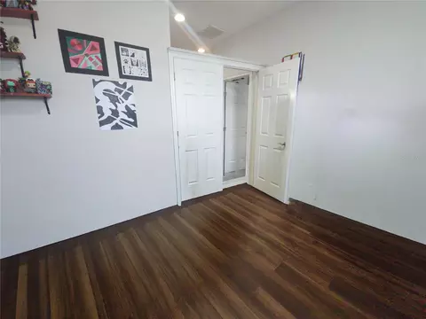 Bedroom - 8604 Tidal Breeze Dr, Riverview, FL 33569 photo 3 of 9