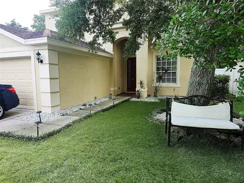 Exterior - 8604 Tidal Breeze Dr, Riverview, FL 33569 photo 3 of 5