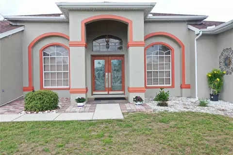 Exterior - 14296 Pullman Dr, Spring Hill, FL 34609 photo 1 of 6