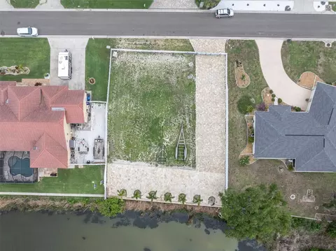 814 Birdie Way, Apollo Beach, FL 33572