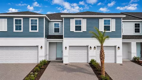 1156 Cypress Elm Dr, Deland, FL 32720