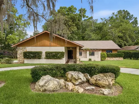 4 Redbay Ct E, Homosassa, FL 34446