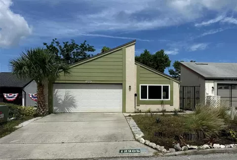 12905 Settlers Dr, Hudson, FL 34667