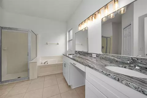 Bath - 10643 Eveningwood Ct, Trinity, FL 34655 photo 1 of 4