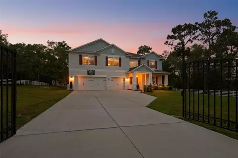 9025 Mazette Rd, Weeki Wachee, FL 34613