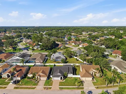 10050 Hermosillo Dr, New Port Richey, FL 34655