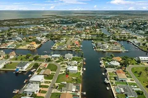 Paradise Circle, Hernando Beach, FL 34607 photo 2