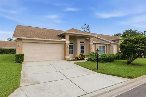 6525 Pine Walk Dr, New Port Richey, FL 34655