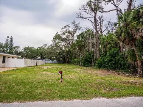 7751 Pier Rd, Port Richey, FL 34668