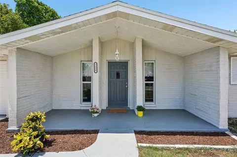 7215 Mayfield Dr, Port Richey, FL 34668