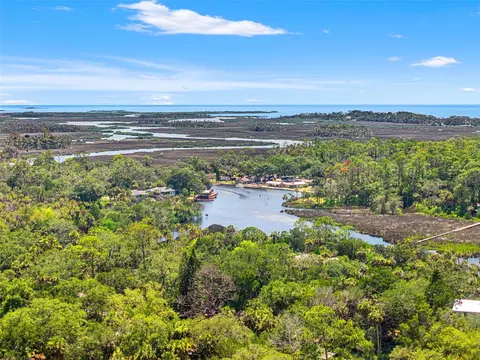 View/Area - 6053 Palm Creek Dr, Weeki Wachee, FL 34607 photo 9 of 10