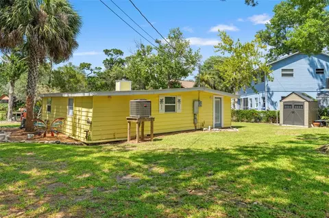 Exterior - 6053 Palm Creek Dr, Weeki Wachee, FL 34607 photo 6 of 19