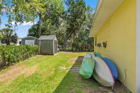 Exterior - 6053 Palm Creek Dr, Weeki Wachee, FL 34607 photo 11 of 19