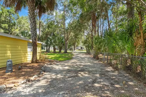 Exterior - 6053 Palm Creek Dr, Weeki Wachee, FL 34607 photo 16 of 19