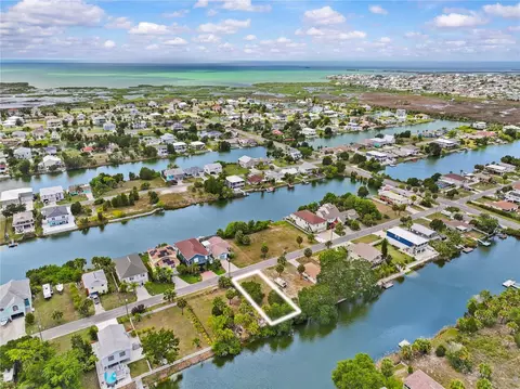 3240 Sea Grape Dr, Hernando Beach, FL 34607 photo 9