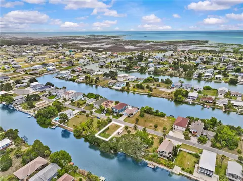 3240 Sea Grape Dr, Hernando Beach, FL 34607 photo 8
