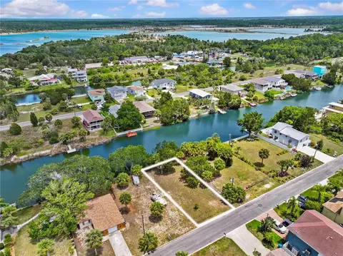 3240 Sea Grape Dr, Hernando Beach, FL 34607 photo 11