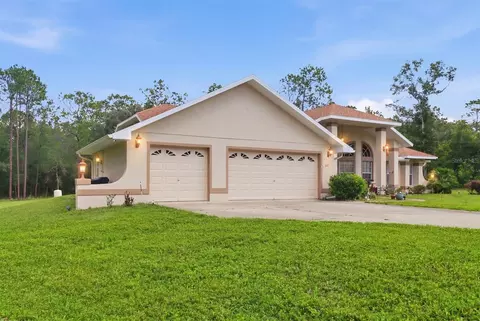 Exterior - 1131 E Bluebird Ct, Hernando, FL 34442 photo 2 of 12
