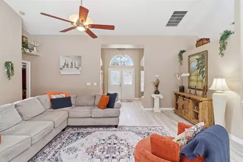 Living - 1131 E Bluebird Ct, Hernando, FL 34442 photo 4 of 5