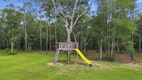 Exterior - 1131 E Bluebird Ct, Hernando, FL 34442 photo 11 of 12