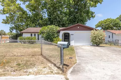 9031 Crabtree Ln, Port Richey, FL 34668
