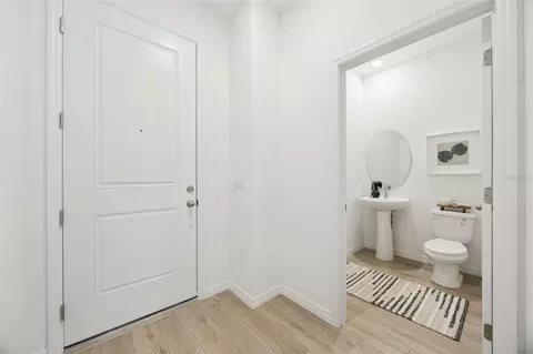 Entry Way - 5204 Luisa Ct, Saint Cloud, FL 34771 photo 6 of 7