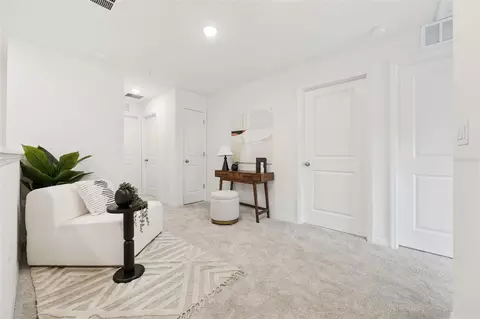 Entry Way - 5204 Luisa Ct, Saint Cloud, FL 34771 photo 5 of 7