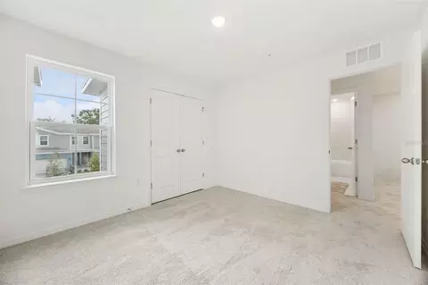 Bedroom - 5204 Luisa Ct, Saint Cloud, FL 34771 photo 4 of 7