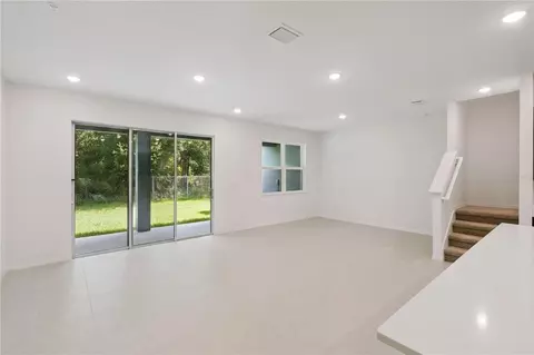 Living - 5204 Luisa Ct, Saint Cloud, FL 34771 photo 1 of 5