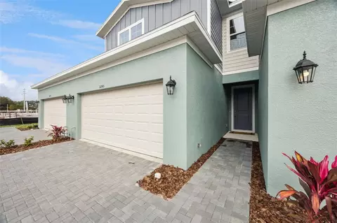 Exterior - 5204 Luisa Ct, Saint Cloud, FL 34771 photo 2 of 6