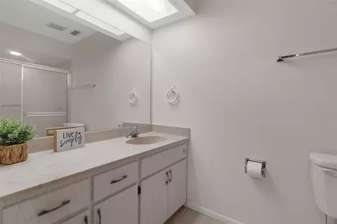 Bath - 2102 Forester Way, Spring Hill, FL 34606 photo 1 of 4