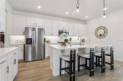 Kitchen - 4271 Darby Ct, Eustis, FL 32736 photo 2 of 2